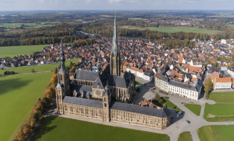 Sint-Maria-Lierde: Kompletny Przewodnik po Malowniczej Belgijskiej Miejscowości 2025